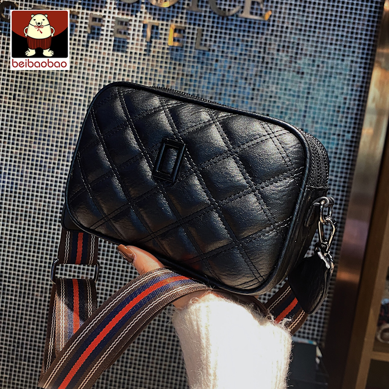 กระเป๋าผู้หญิงสวยๆ กระเป๋าสะพายข้างผู้หญิง กระเป๋าแบรนด์ BEAR BAG กระเป๋าหมีสุดคิ้ว!