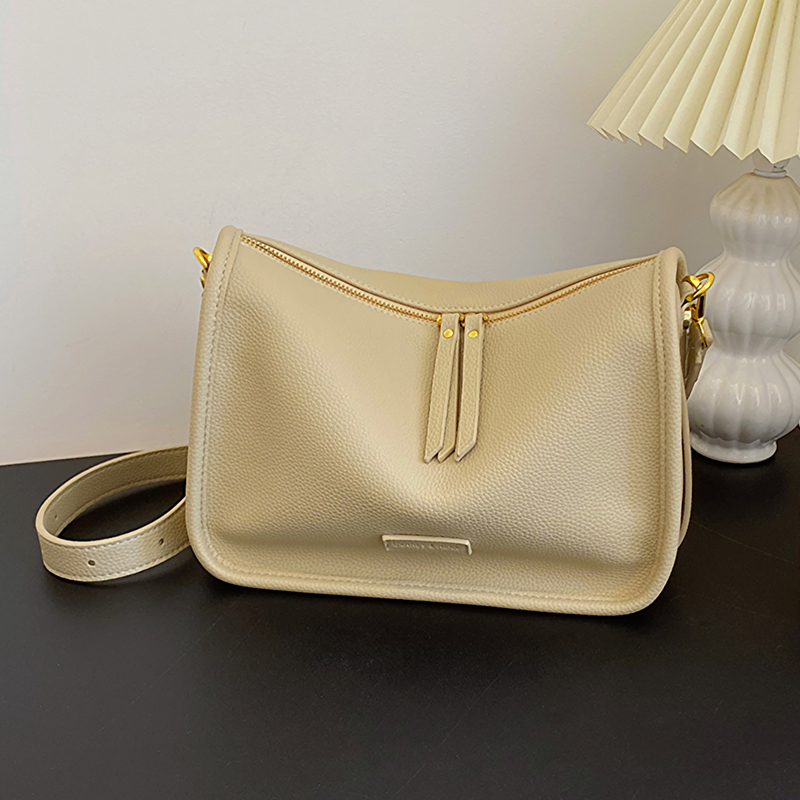 กระเป๋าผู้หญิงสวยๆ กระเป๋าสะพายข้างผู้หญิง กระเป๋าแบรนด์COOL BAG
