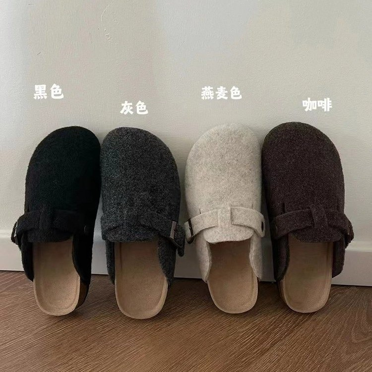 รองเท้าแฟชั่นผู้หญิงส้นเตี้ย ใส่สบาย มีขนาดให้สั่งซื้อ 35 36 37 38 39 40 สนใจทักแชท ฟรีค่าส่ง!