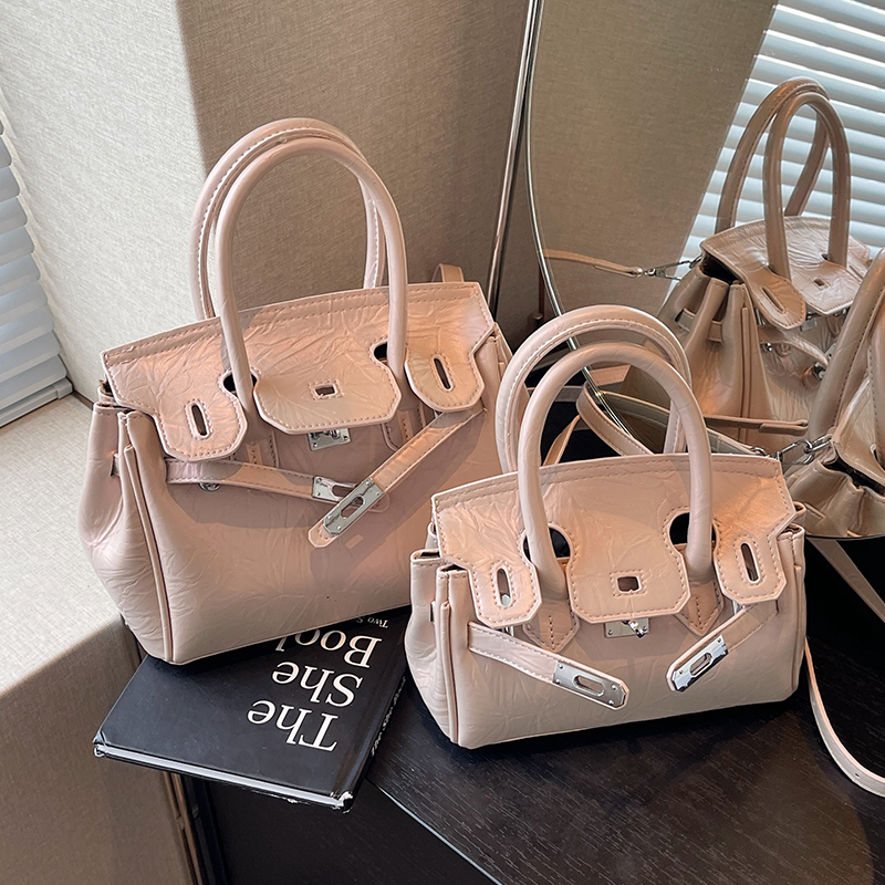 กระเป๋าผู้หญิงสวยๆ กระเป๋าสะพายข้างผู้หญิง กระเป๋าแบรนด์COOL BAG