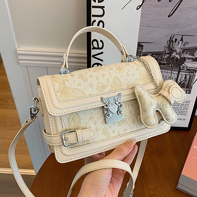 กระเป๋าผู้หญิงสวยๆ กระเป๋าสะพายข้างผู้หญิง กระเป๋าแบรนด์COOL BAG