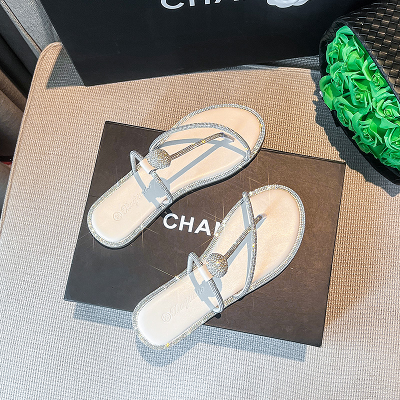 รองเท้าแตะผู้หญิงส้นเตี้ย ใส่สบาย มีขนาด35-43