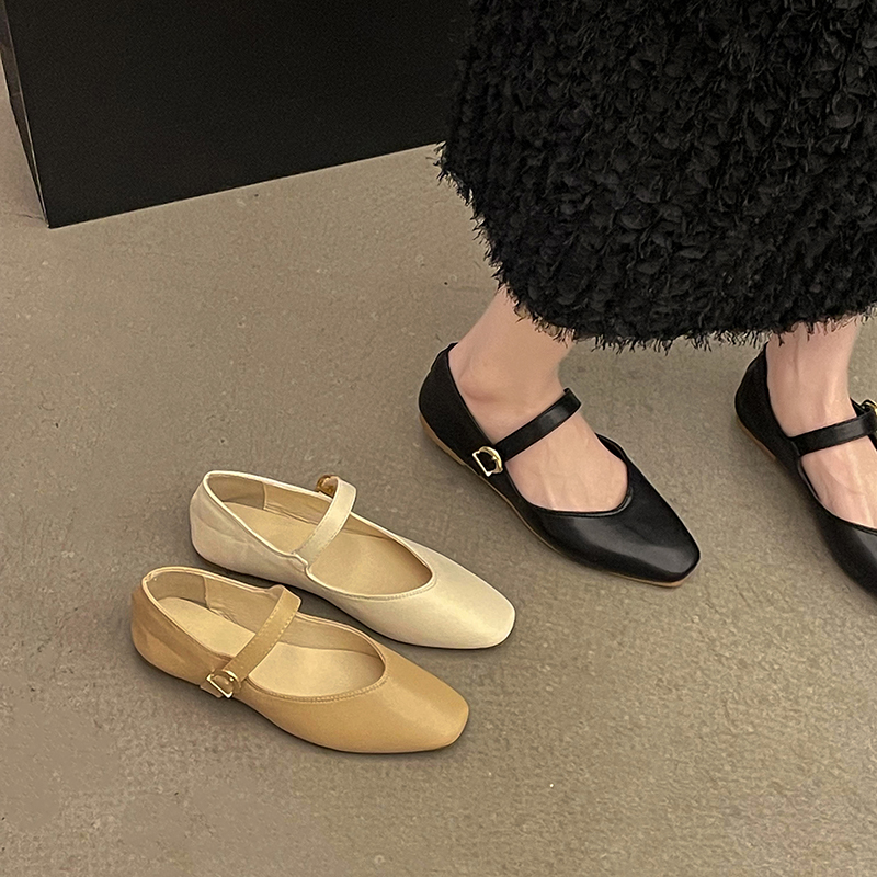 รองเท้าคัทชูผู้หญิงส้นเตี้ย ใส่สบาย มีขนาด35-40