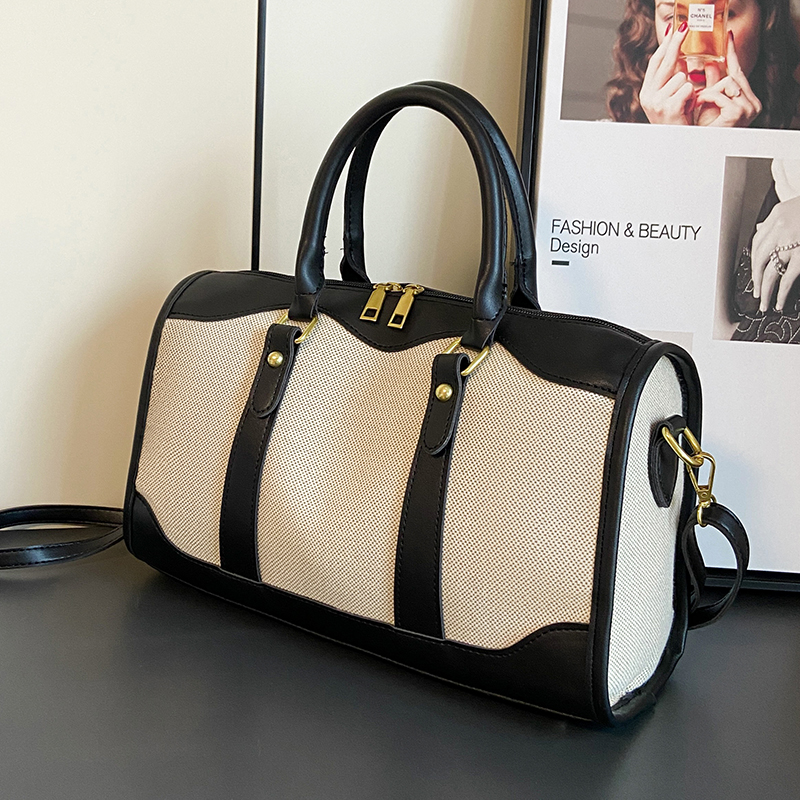 กระเป๋าผู้หญิงสวยๆ กระเป๋าสะพายข้างผู้หญิง กระเป๋าแบรนด์COOL BAG