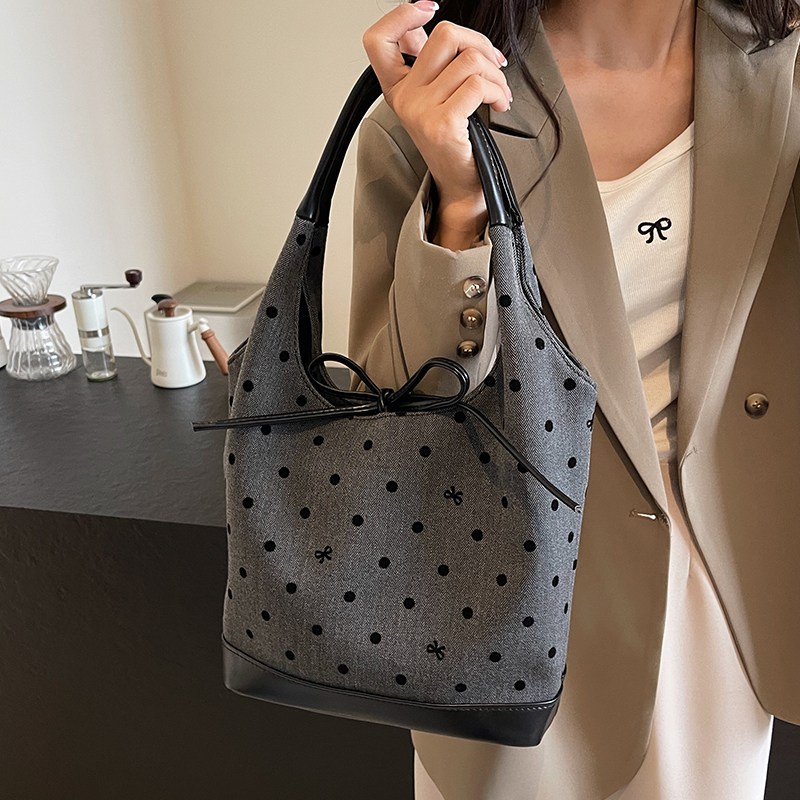กระเป๋าผู้หญิงสวยๆ กระเป๋าสะพายข้างผู้หญิง กระเป๋าแบรนด์COOL BAG