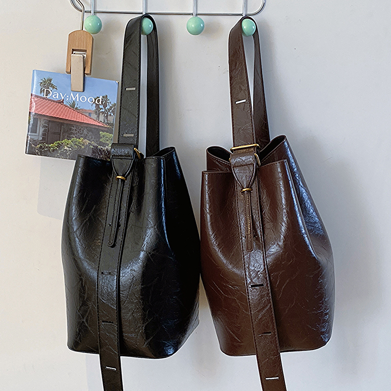 กระเป๋าผู้หญิงสวยๆ กระเป๋าสะพายข้างผู้หญิง กระเป๋าแบรนด์COOL BAG