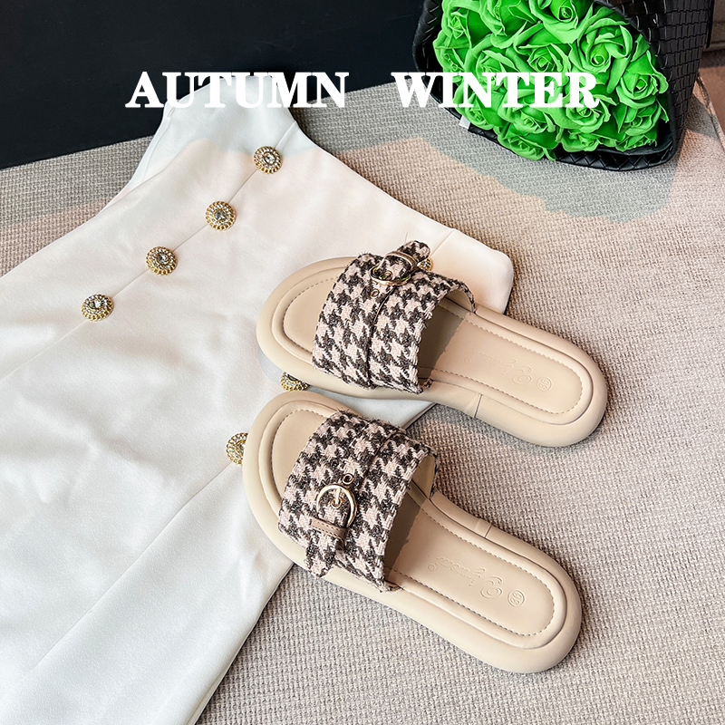 รองเท้าแตะผู้หญิงส้นเตี้ย ใส่สบาย มีขนาด35-43