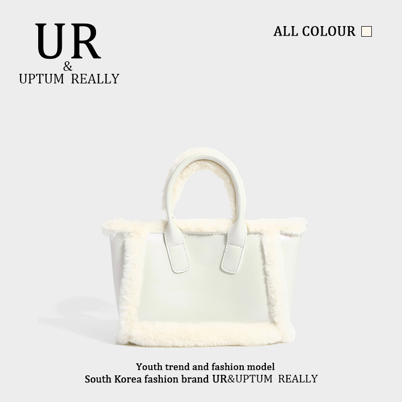 กระเป๋าผู้หญิงสวยๆ กระเป๋าสะพายข้างผู้หญิง กระเป๋าแบรนด์ BEAR BAG กระเป๋าหมีสุดคิ้ว!