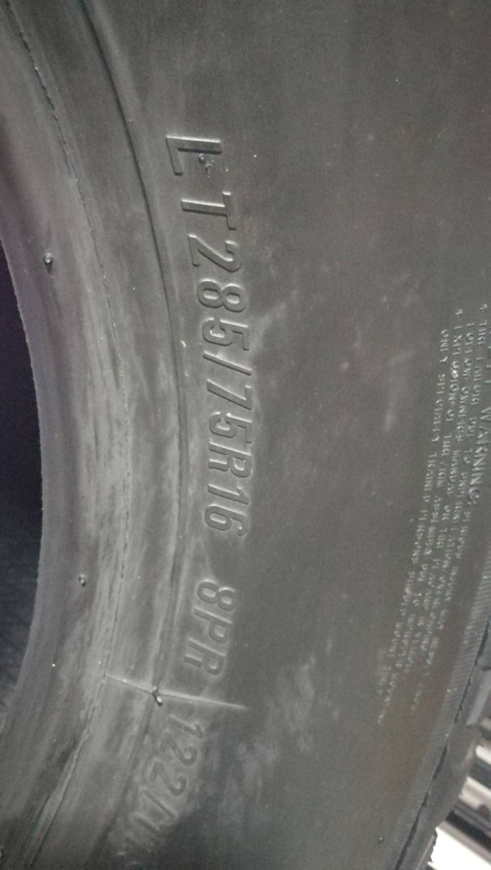 285/75/R16 ยางมัท แม็กซิส บิ๊กฮอน762 ขนาด 285/75/R16 ปี18 Maxxis Mut Bighorn 762 Size 285/75/R16 ปี18 8PR .....เทียบเท่า 33 นิ้ว