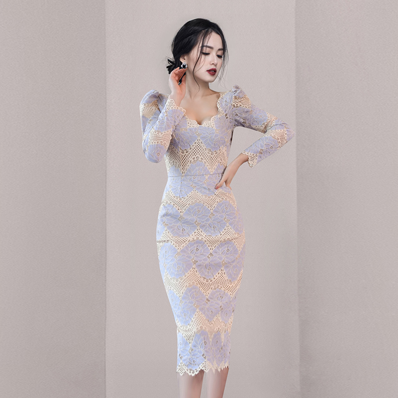 ชุดเดรสยาวสวยๆ สไตล์เกาหลี มีขนาด S M L XL สนใจทักแชท