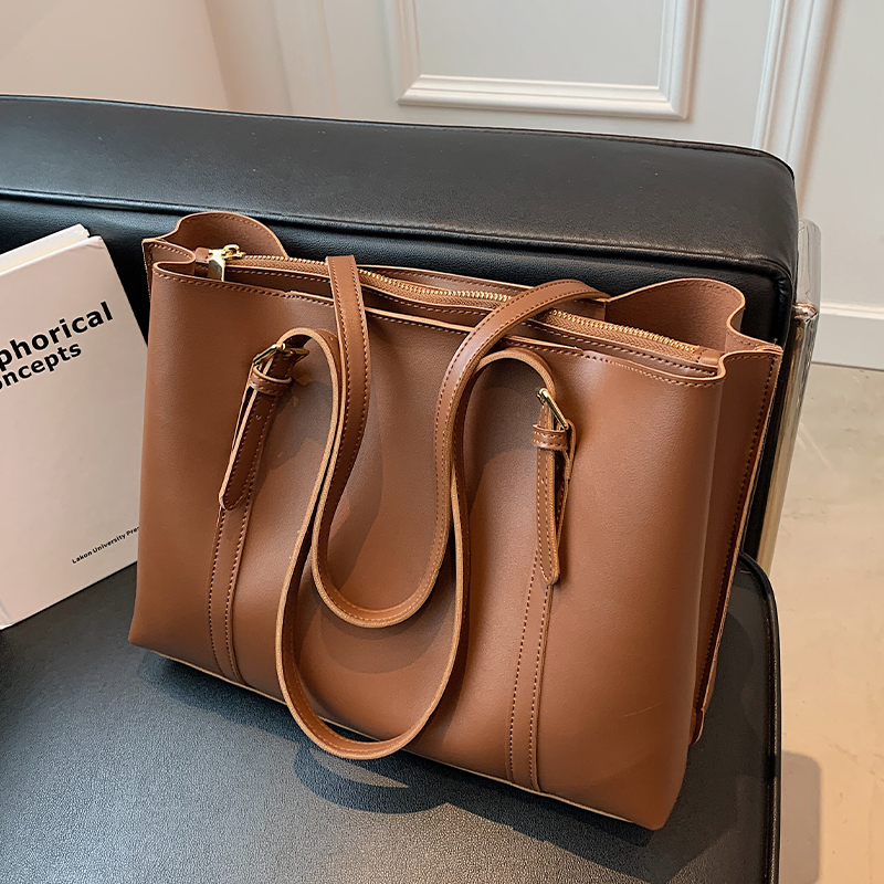 กระเป๋าผู้หญิงสวยๆ กระเป๋าสะพายข้างผู้หญิง กระเป๋าแบรนด์COOL BAG