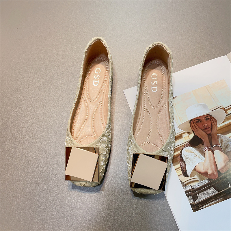 รองเท้าคัทชูผู้หญิงส้นเตี้ย ใส่สบาย มีขนาด35-40