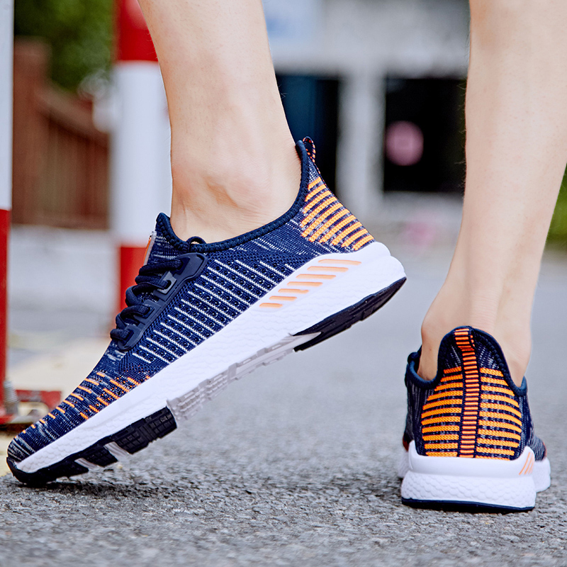 รองเท้าแฟชั่นอินเทรนด์