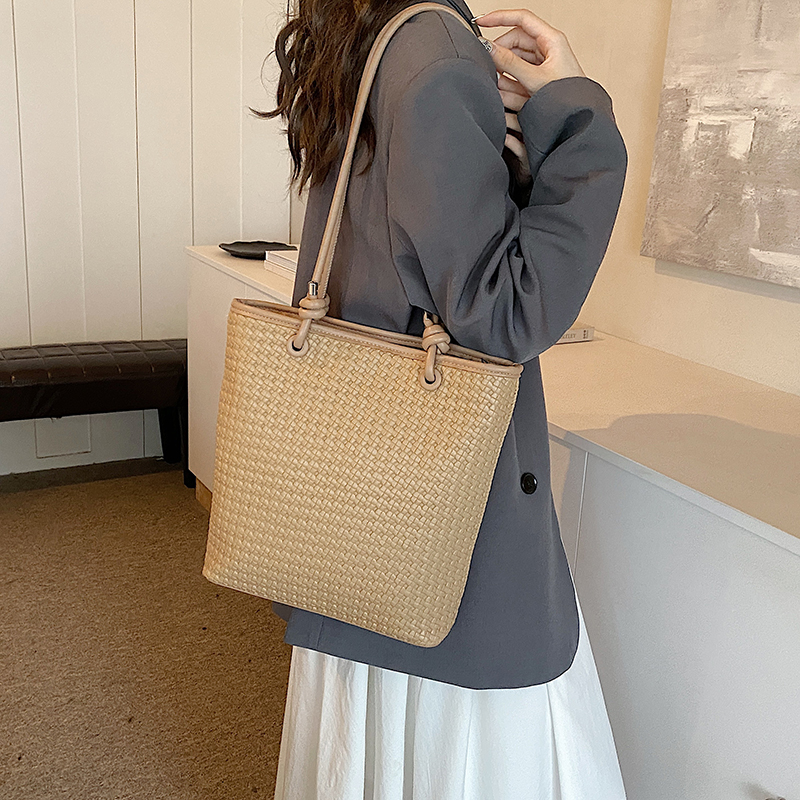 กระเป๋าผู้หญิงสวยๆ กระเป๋าสะพายข้างผู้หญิง กระเป๋าแบรนด์COOL BAG