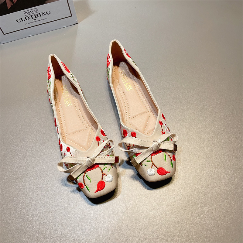รองเท้าคัทชูผู้หญิงส้นเตี้ย ใส่สบาย มีขนาด35-40