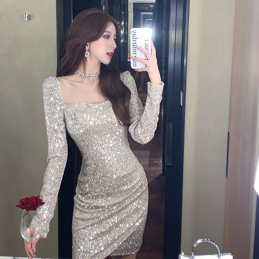 ชุดเดรสยาวสวยๆ สไตล์เกาหลี มีขนาด S M L XL สนใจทักแชท