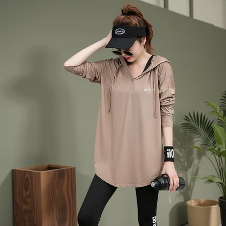 เสื้อยืดแขนยาว มีฮู้ด มีขนาด S M L XL สนใจทักแชท