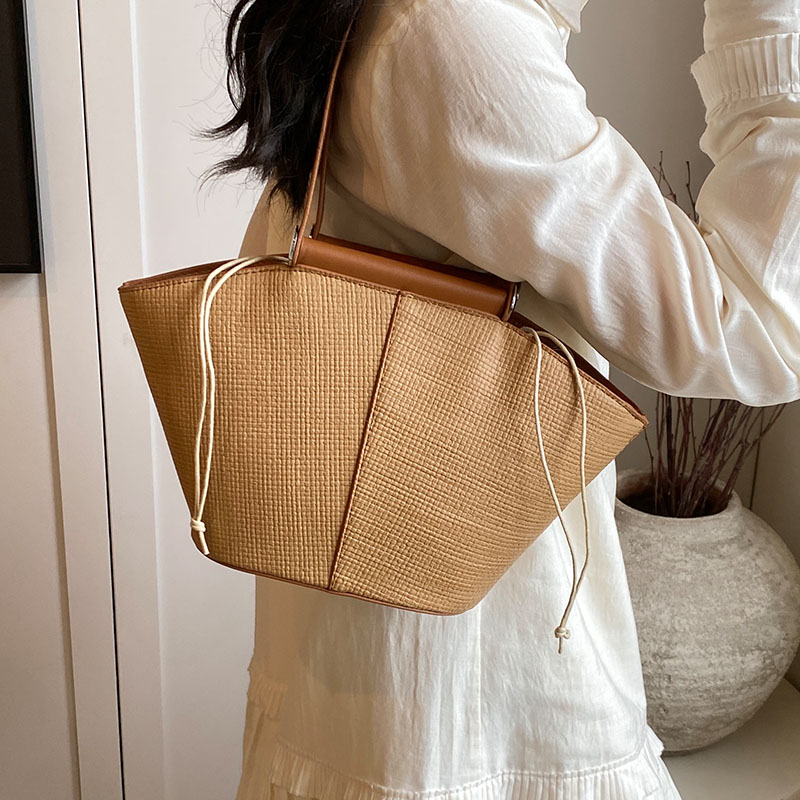 กระเป๋าผู้หญิงสวยๆ กระเป๋าสะพายข้างผู้หญิง กระเป๋าแบรนด์COOL BAG