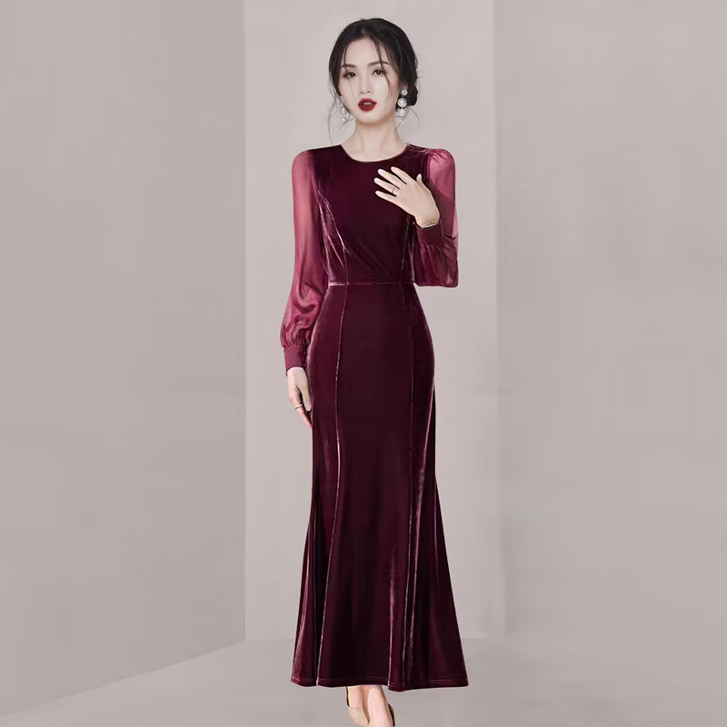 ชุดเดรสยาวสวยๆ สไตล์เกาหลี มีขนาด S M L XL สนใจทักแชท