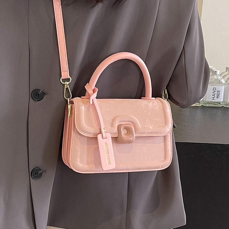 กระเป๋าผู้หญิงสวยๆ กระเป๋าสะพายข้างผู้หญิง กระเป๋าแบรนด์COOL BAG