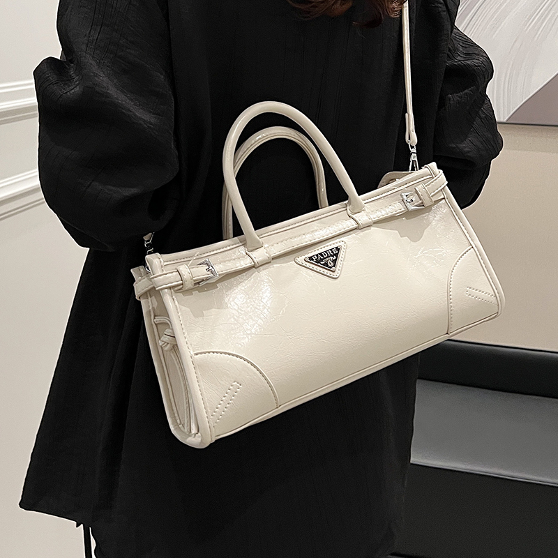 กระเป๋าผู้หญิงสวยๆ กระเป๋าสะพายข้างผู้หญิง กระเป๋าแบรนด์COOL BAG
