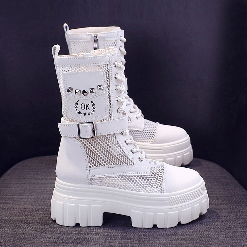 รองเท้าผ้าใบเสริมส้นสูง ไซต์35-39 สนใจทักแชท ฟรีค่าส่ง!