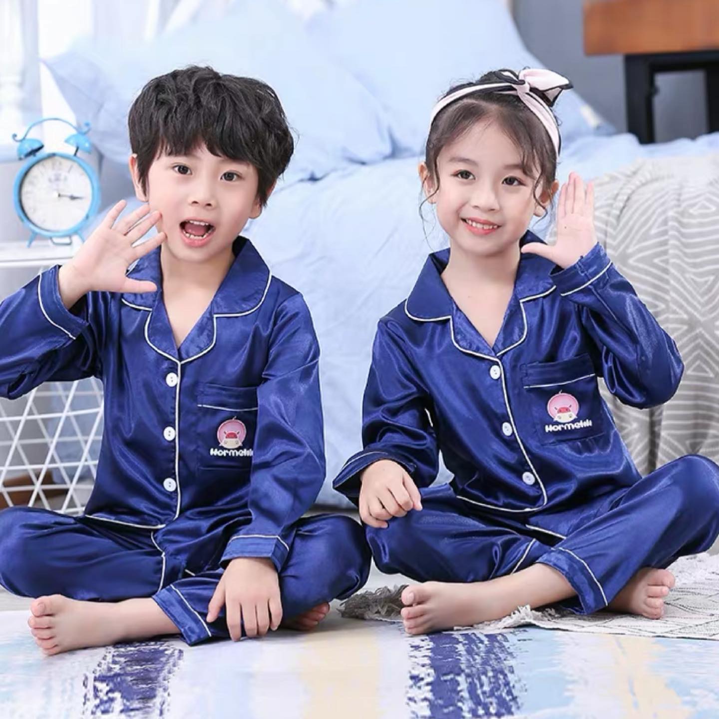 พรีออเดอร์ ชุดนอนซาตินปักลาย แบบใหม่