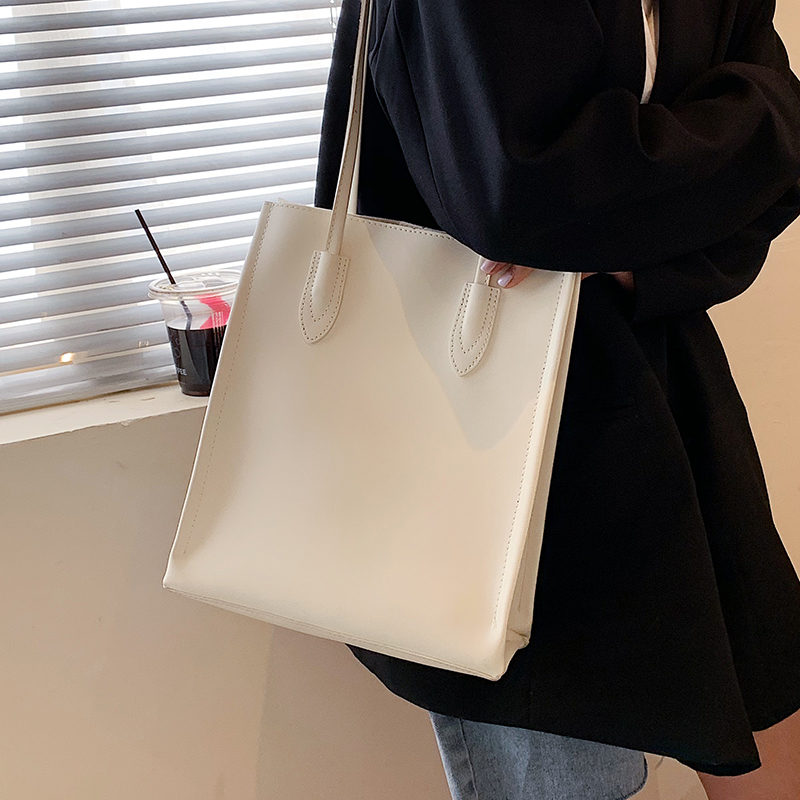 กระเป๋าผู้หญิงสวยๆ กระเป๋าสะพายข้างผู้หญิง กระเป๋าแบรนด์COOL BAG