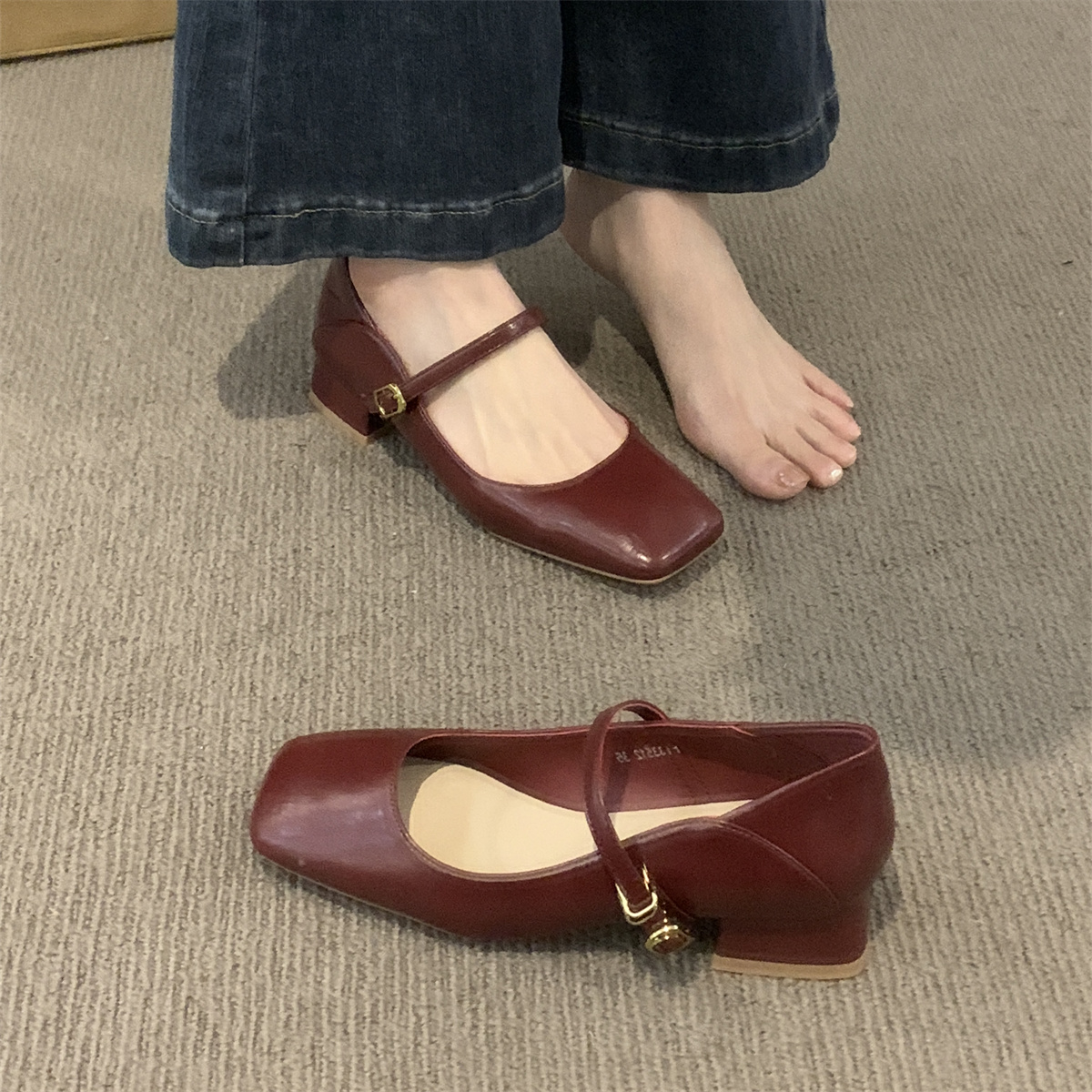 รองเท้าคัทชูผู้หญิงส้นเตี้ย ใส่สบาย มีขนาด35-43