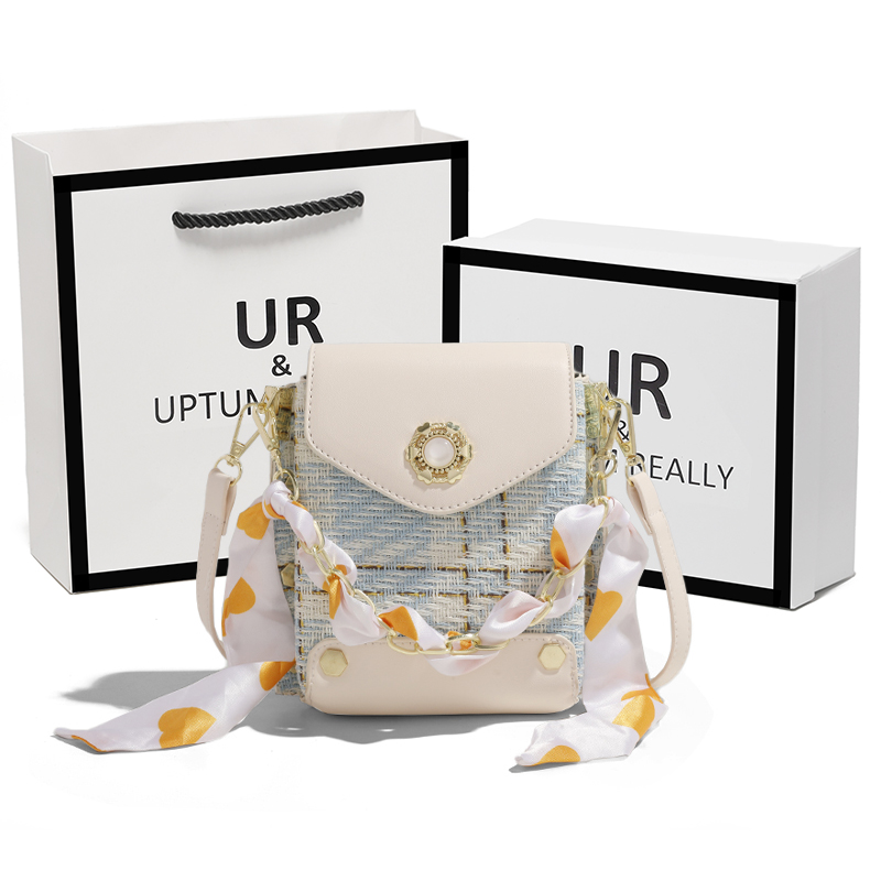 กระเป๋าผู้หญิงสวยๆ กระเป๋าสะพายข้างผู้หญิง กระเป๋าแบรนด์ BEAR BAG กระเป๋าหมีสุดคิ้ว!