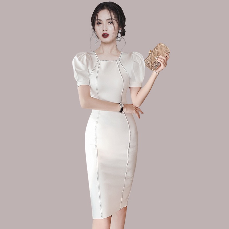 ชุดเดรสยาวสวยๆ สไตล์เกาหลี มีขนาด S M L XL สนใจทักแชท