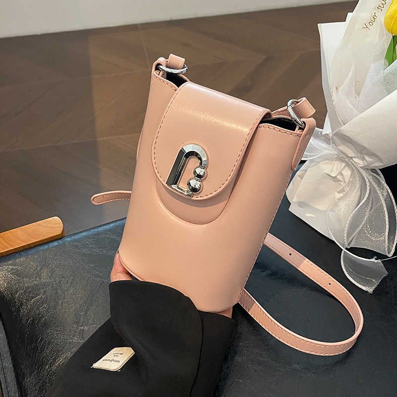 กระเป๋าผู้หญิงสวยๆ กระเป๋าสะพายข้างผู้หญิง กระเป๋าแบรนด์COOL BAG