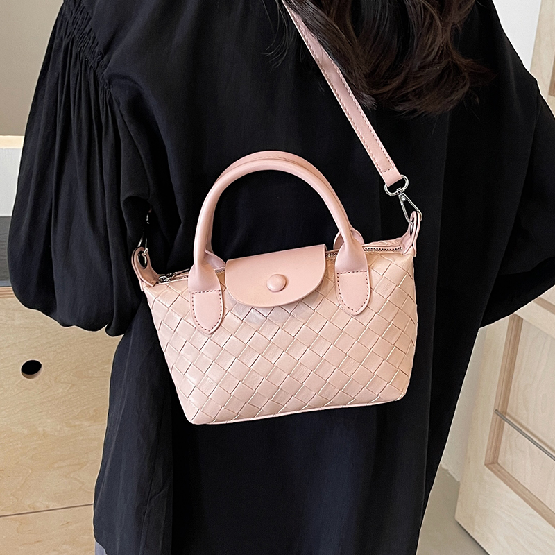 กระเป๋าผู้หญิงสวยๆ กระเป๋าสะพายข้างผู้หญิง กระเป๋าแบรนด์COOL BAG