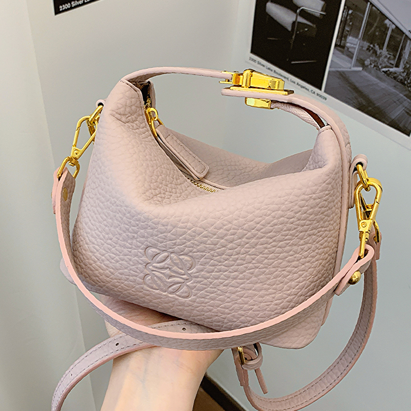 กระเป๋าผู้หญิงสวยๆ กระเป๋าสะพายข้างผู้หญิง กระเป๋าแบรนด์COOL BAG