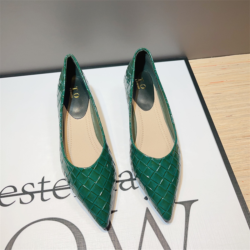 รองเท้าคัทชูผู้หญิงส้นเตี้ย ใส่สบาย มีขนาด35-40