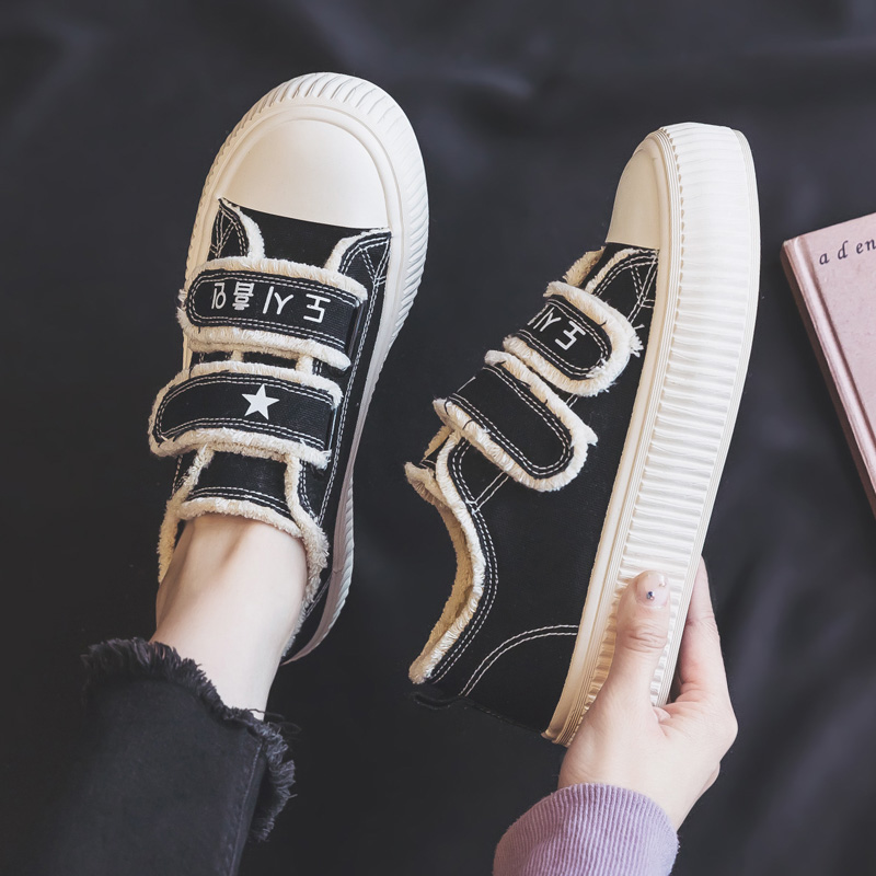 รองเท้าผ้าใบผู้หญิง ใส่สบาย รองเท้าผ้าใบใส่เที่ยวผู้หญิง มีSIZE 35 36 37 38 39 40
