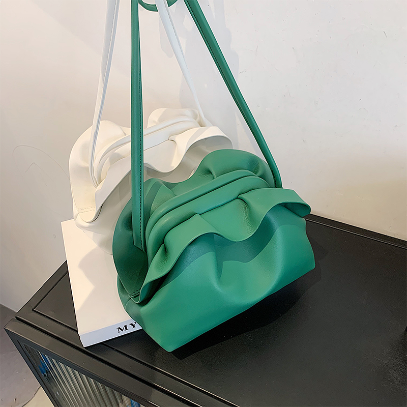 กระเป๋าผู้หญิงสวยๆ กระเป๋าสะพายข้างผู้หญิง กระเป๋าแบรนด์COOL BAG