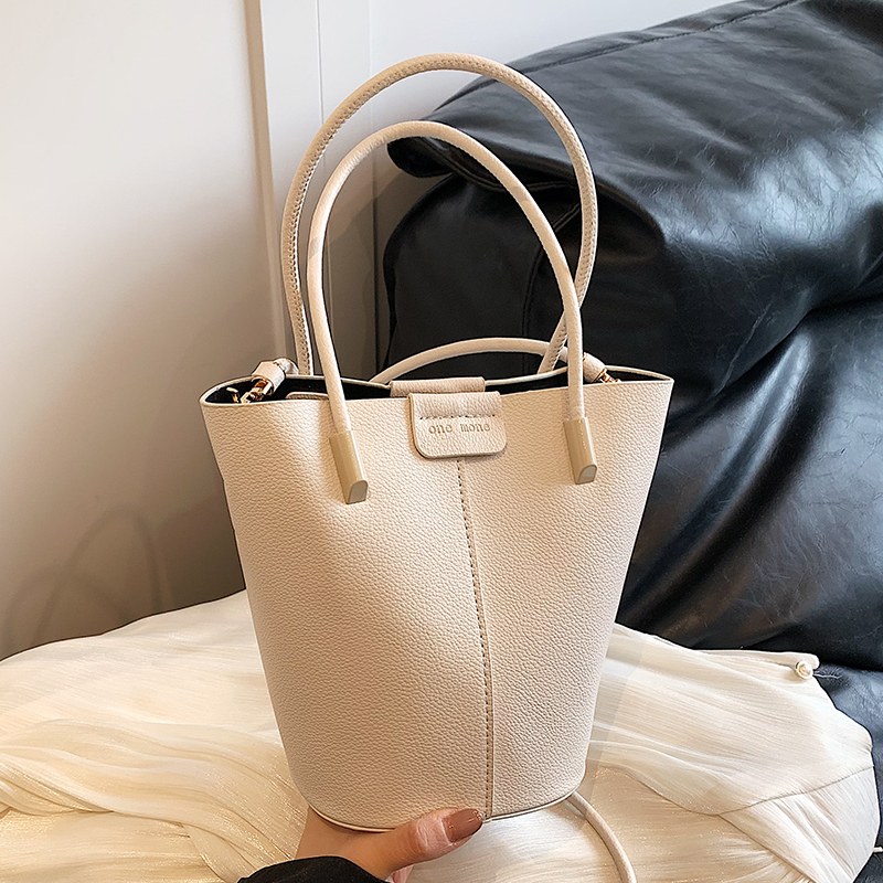 กระเป๋าผู้หญิงสวยๆ กระเป๋าสะพายข้างผู้หญิง กระเป๋าแบรนด์COOL BAG