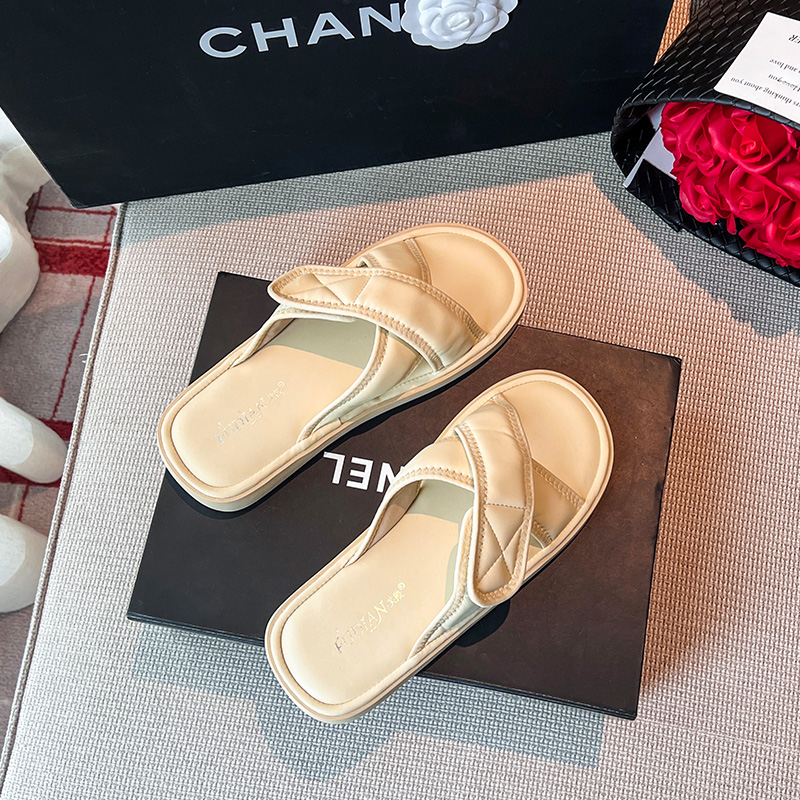 รองเท้าแตะผู้หญิงส้นเตี้ย ใส่สบาย มีขนาด35-43