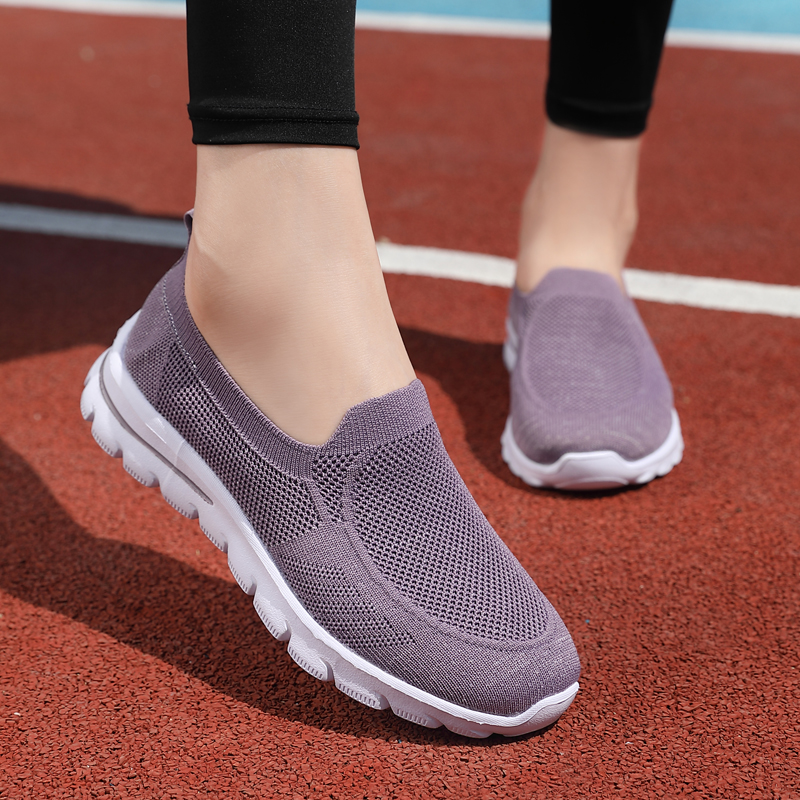 รองเท้าผ้าใบผู้หญิง ใส่สบาย รองเท้าผ้าใบใส่เที่ยวผู้หญิง มีSIZE 35 36 37 38 39 40