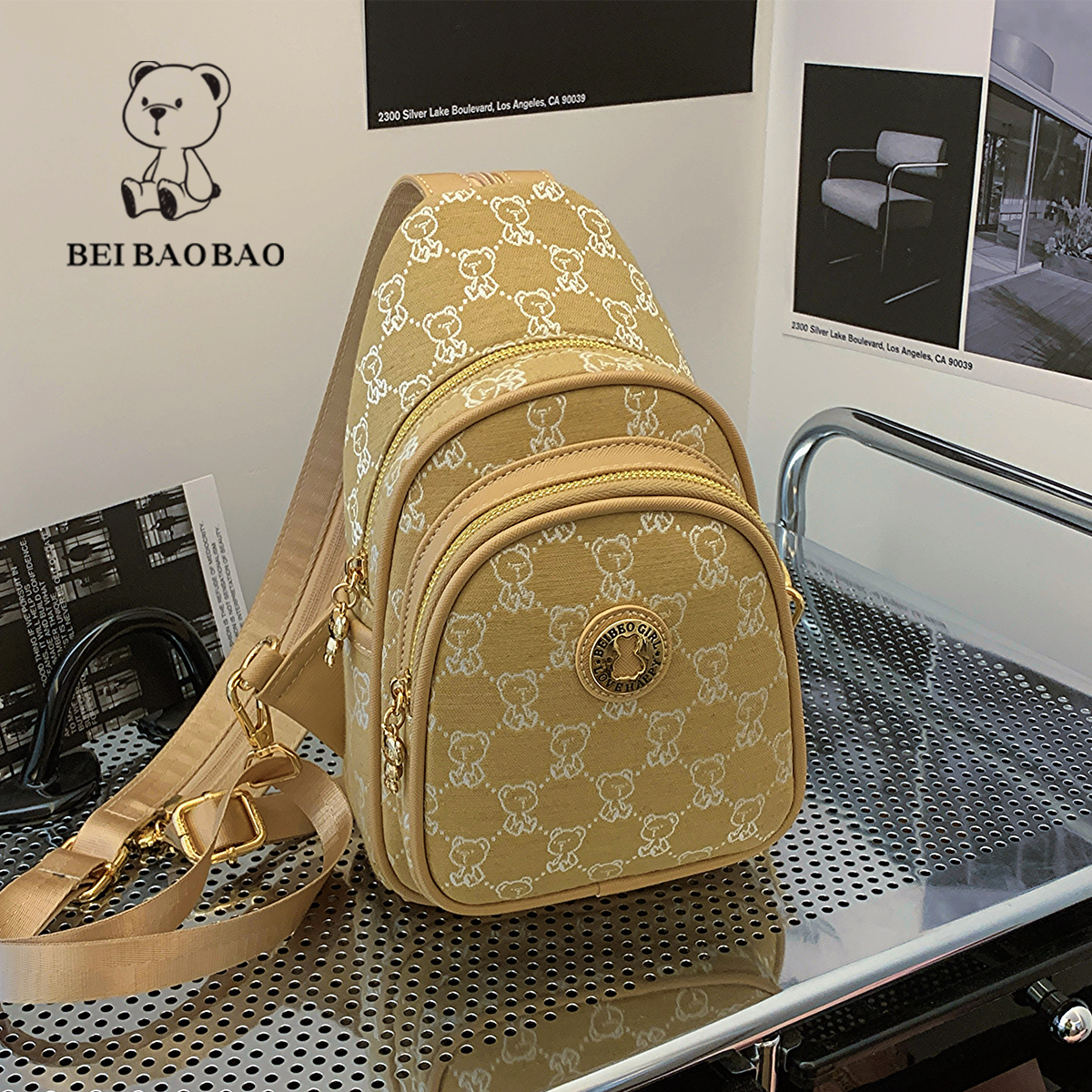 กระเป๋าผู้หญิงสวยๆ กระเป๋าสะพายข้างผู้หญิง กระเป๋าแบรนด์ BEAR BAG กระเป๋าหมีสุดคิ้ว!