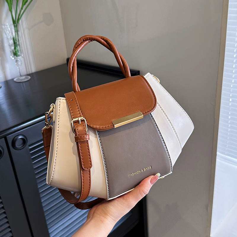 กระเป๋าผู้หญิงสวยๆ กระเป๋าสะพายข้างผู้หญิง กระเป๋าแบรนด์COOL BAG