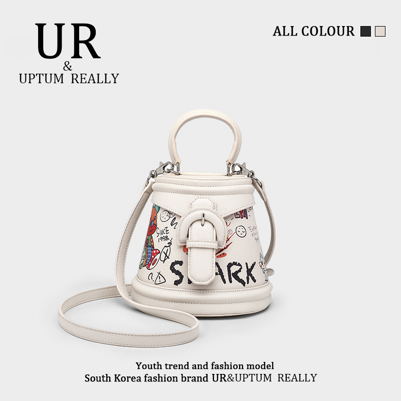 กระเป๋าผู้หญิงสวยๆ กระเป๋าสะพายข้างผู้หญิง กระเป๋าแบรนด์ BEAR BAG กระเป๋าหมีสุดคิ้ว!