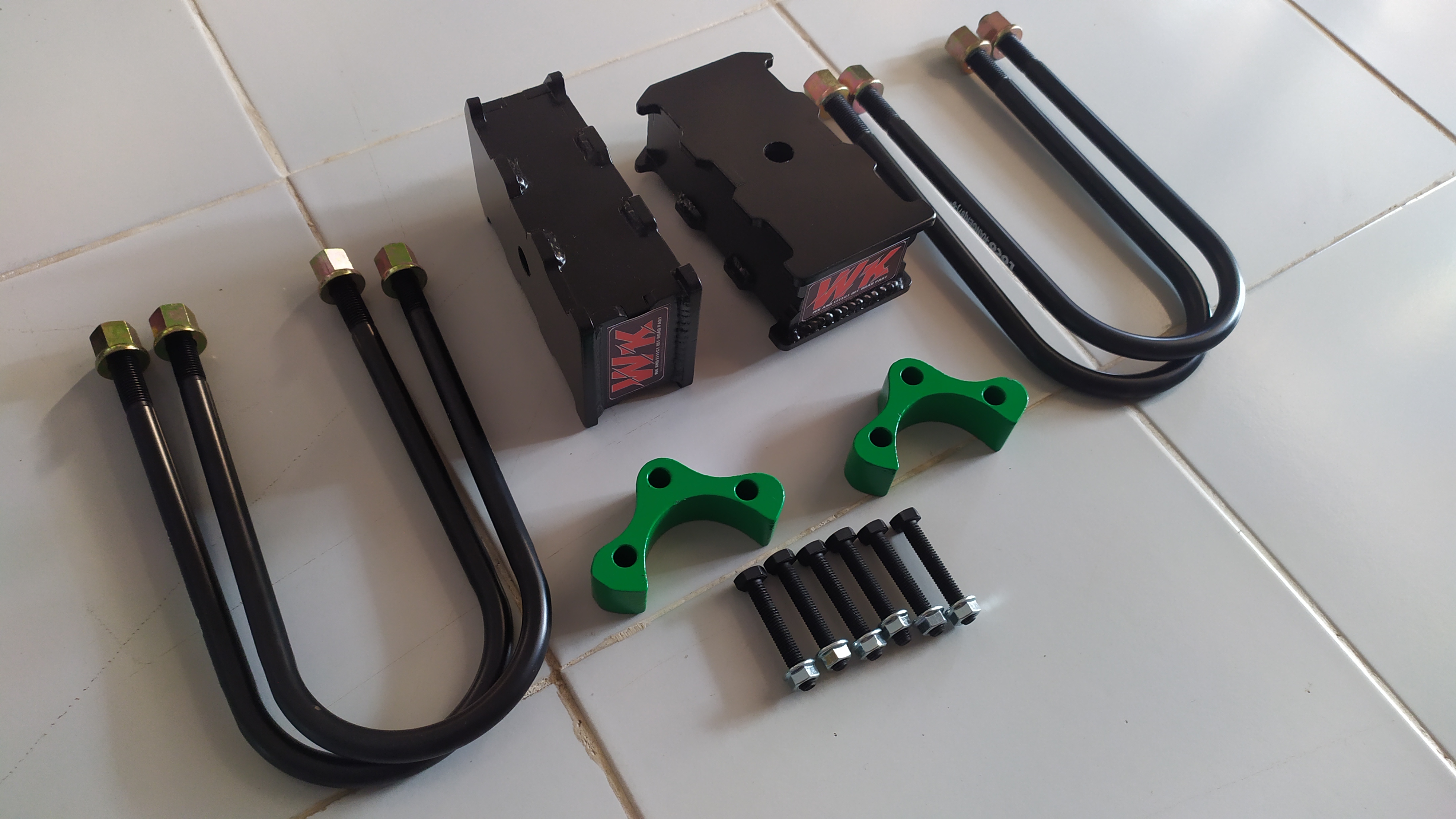 ชุดยก2 นิ้ว FORD 8 ช่อง (1996 - 2010)