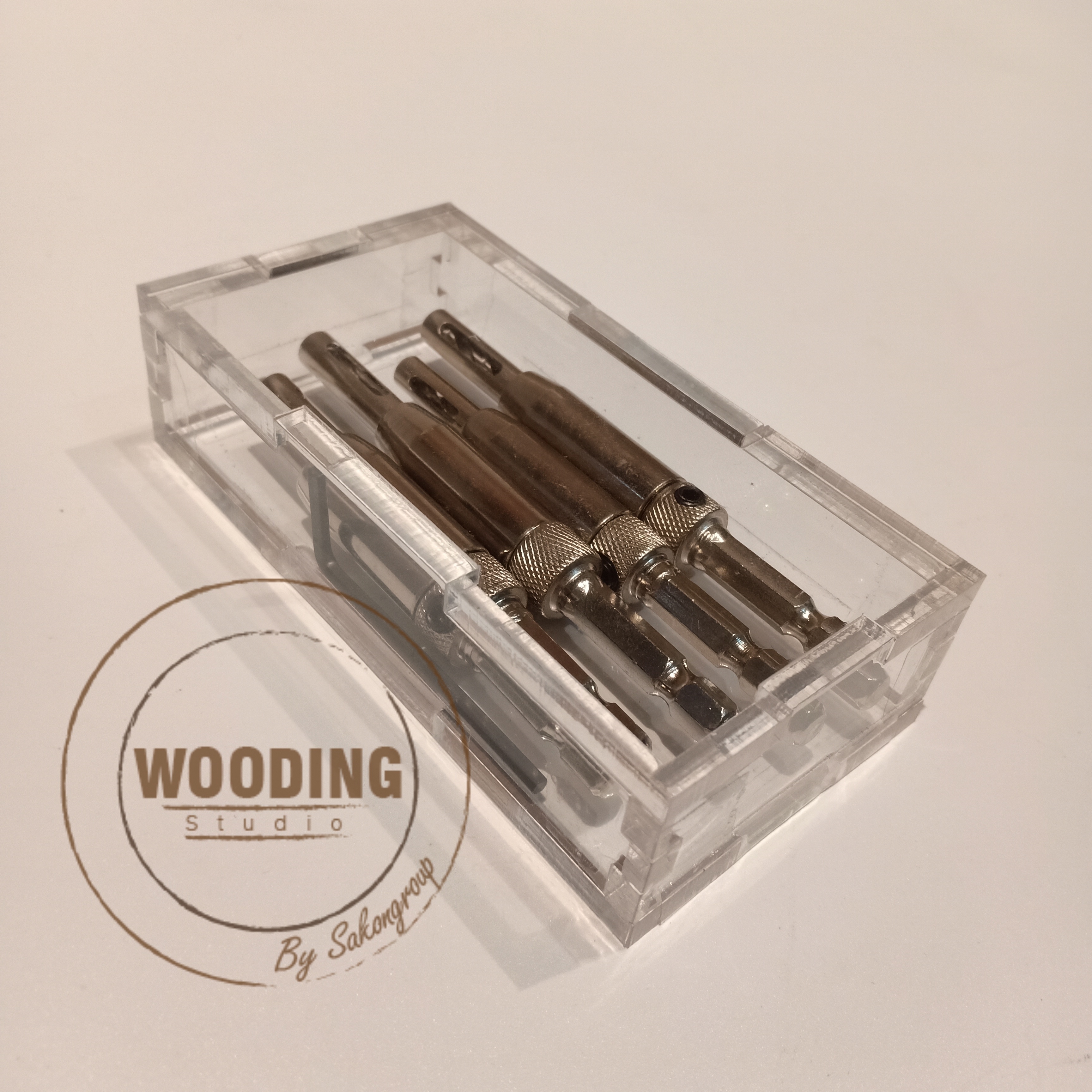 บริการออกแบบและผลิตกล่องจิ๊กซอลอะคริลิค