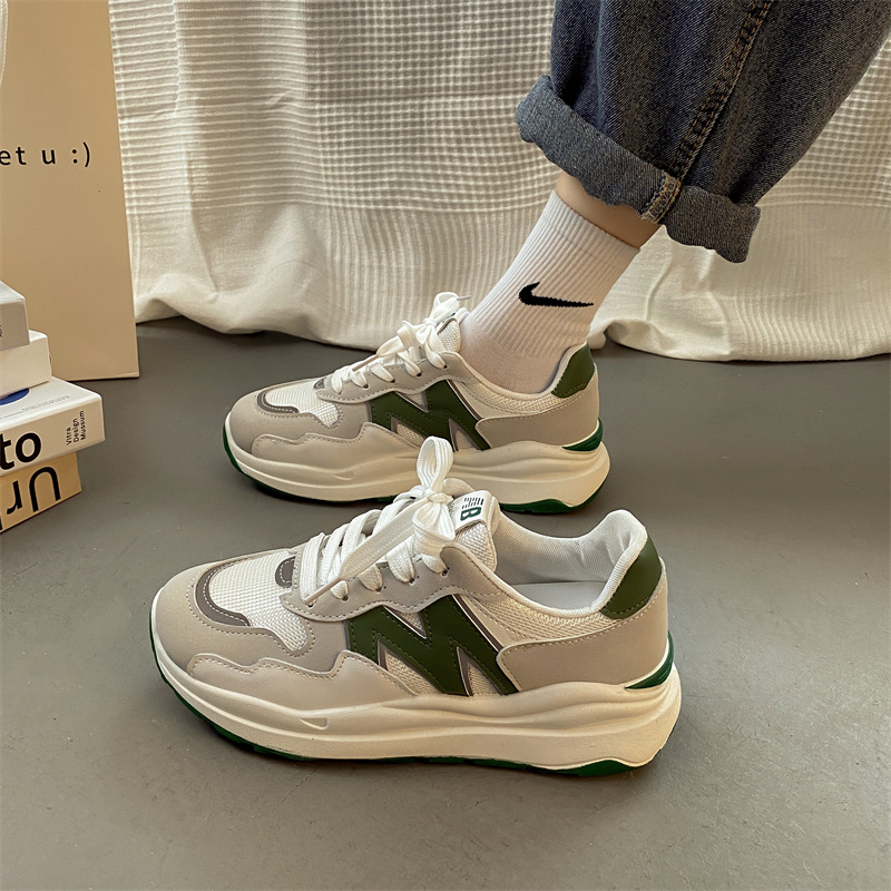 รองเท้าผ้าใบผู้หญิง ใส่สบาย รองเท้าผ้าใบใส่เที่ยวผู้หญิง มีSIZE 35 36 37 38 39 40