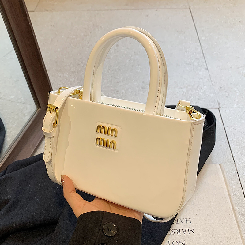 กระเป๋าผู้หญิงสวยๆ กระเป๋าสะพายข้างผู้หญิง กระเป๋าแบรนด์COOL BAG