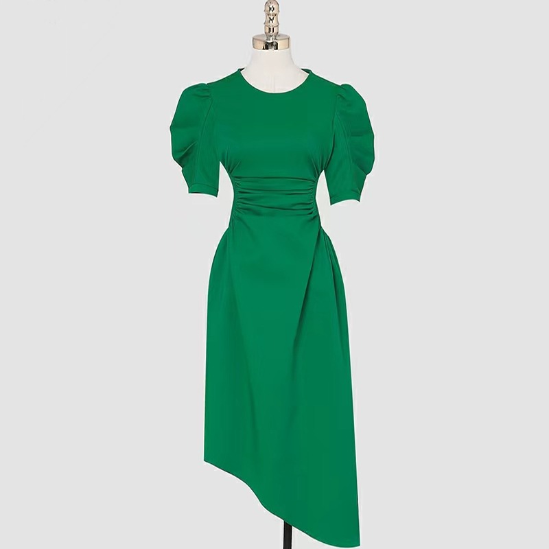 ชุดเดรสยาวสวยๆ สไตล์เกาหลี มีขนาด S M L XL สนใจทักแชท