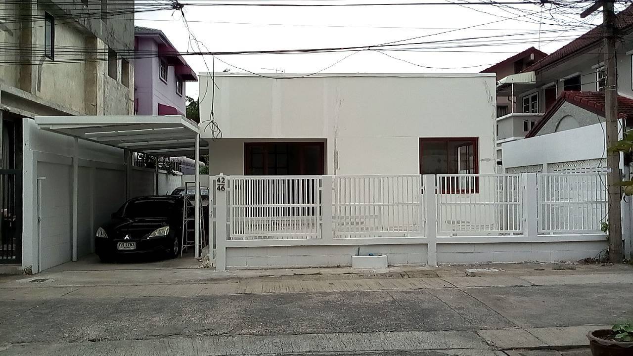 ป้ายบ้านเลขที่สแตนเลสยกขอบ42/46 ผลิตพร้อมติดตั้งที่ จตุจักร