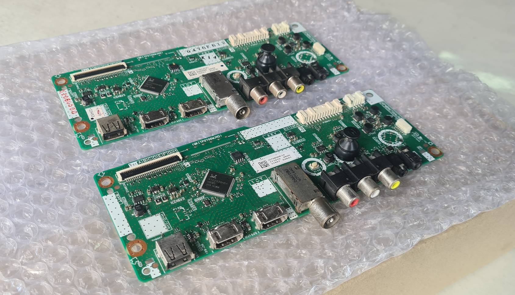 Main Board SHARP LC-32LE280X : QPWBNG706WJN2